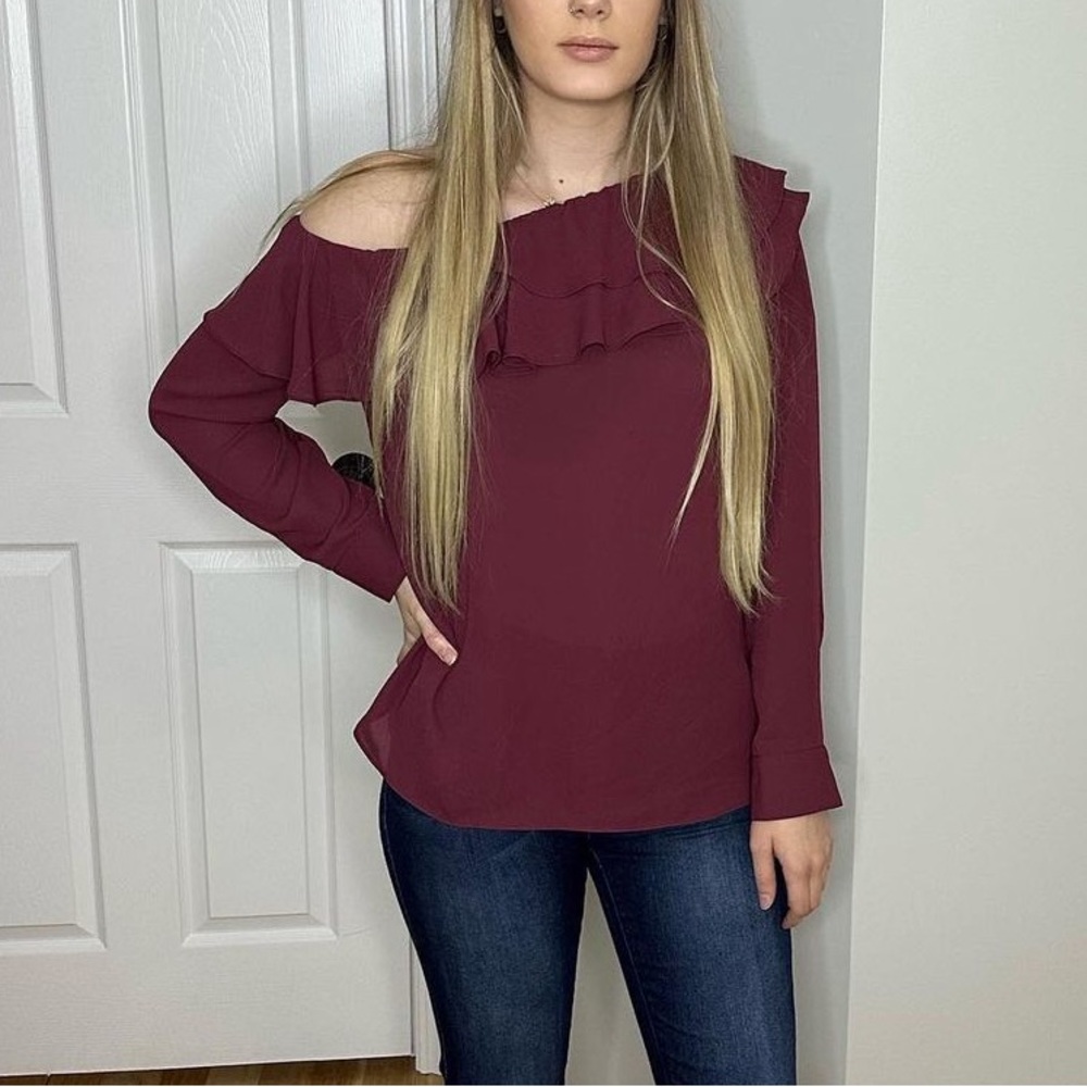 One Shoulder Top